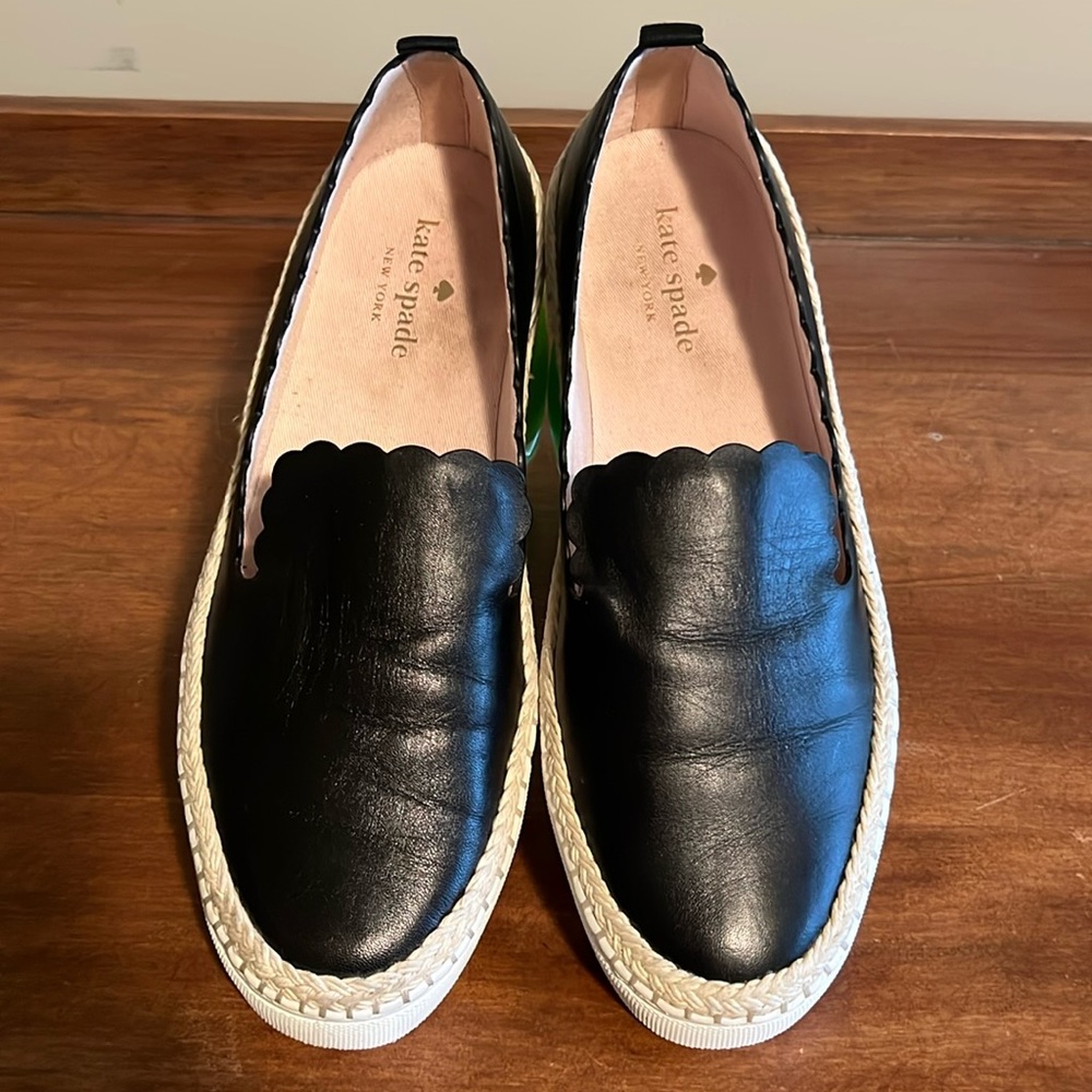 Kate Spade, Loren scalloped slip on sneaker black size 9